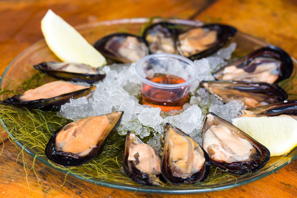 12 MOULES DE BOUZIGUES